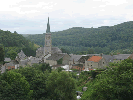 Treignes - Eglise St-Ruffin